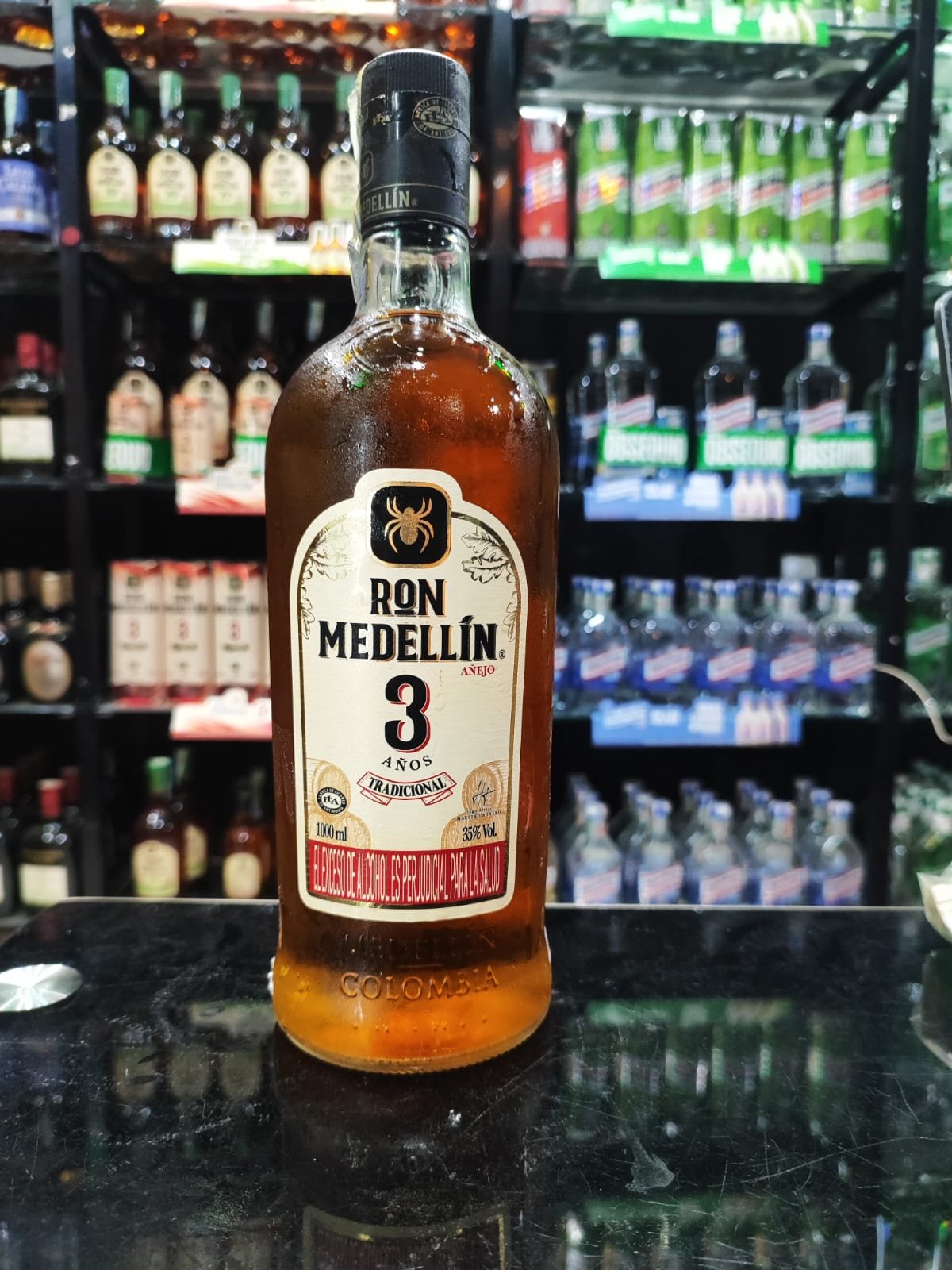 Ron Medellín Añejo 3 Años 1 Litro